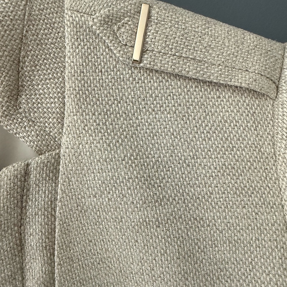 Beautiful linen jacket! - Picture 3 of 6